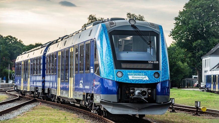 ESTRENO MUNDIAL: 14 CORADIA ILINT INICIARÁN EL SERVICIO DE PASAJEROS EN LA PRIMERA RUTA OPERADA AL 100% CON HIDRÓGENO